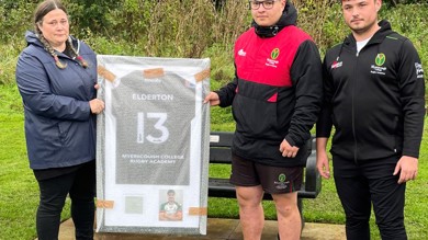 Image for news article: Memorial bench to remember Zak unveiled