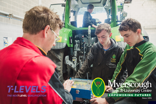 A group of men looking at a machine

AI-generated content may be incorrect.