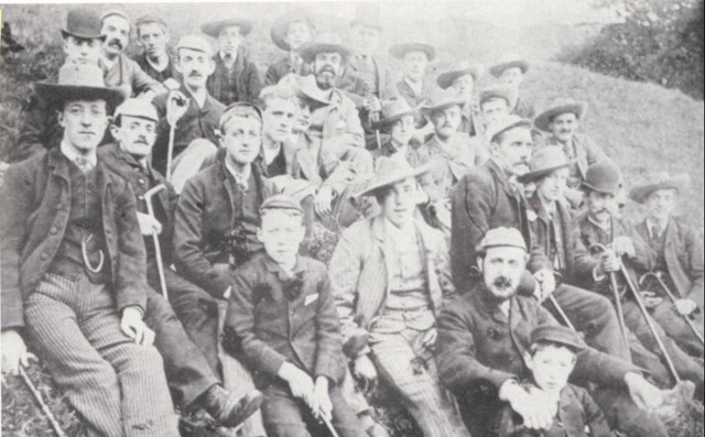AGRICULTURE STUDENTS c1910.jpg