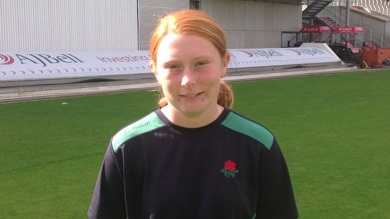 Image for news article: SUCCESS STORY: Cricket alumni Hannah bowled-over by pro deal