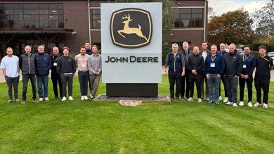 Image for news article: New cohort begin pioneering managerial training programme that aims to Elevate Leadership in sportsturf sector